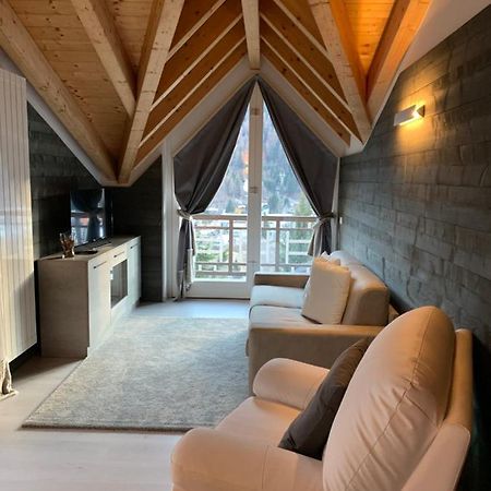 Alpin Sky Apartment Temu Luaran gambar